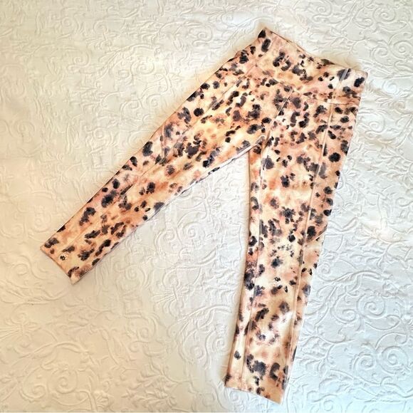 Carson Side Pocket Mid Calf Capri Size Sm HERON CHEETAH TIE DYE - Picture 5 of 14